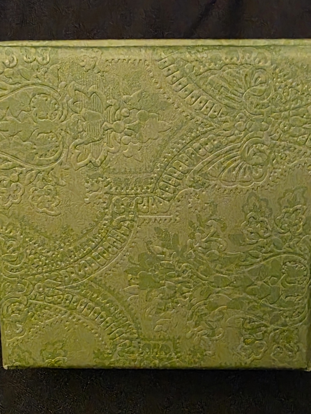 Gucci Green Embossed Gift Box with Branded Ribbon - Picture 6 of 6